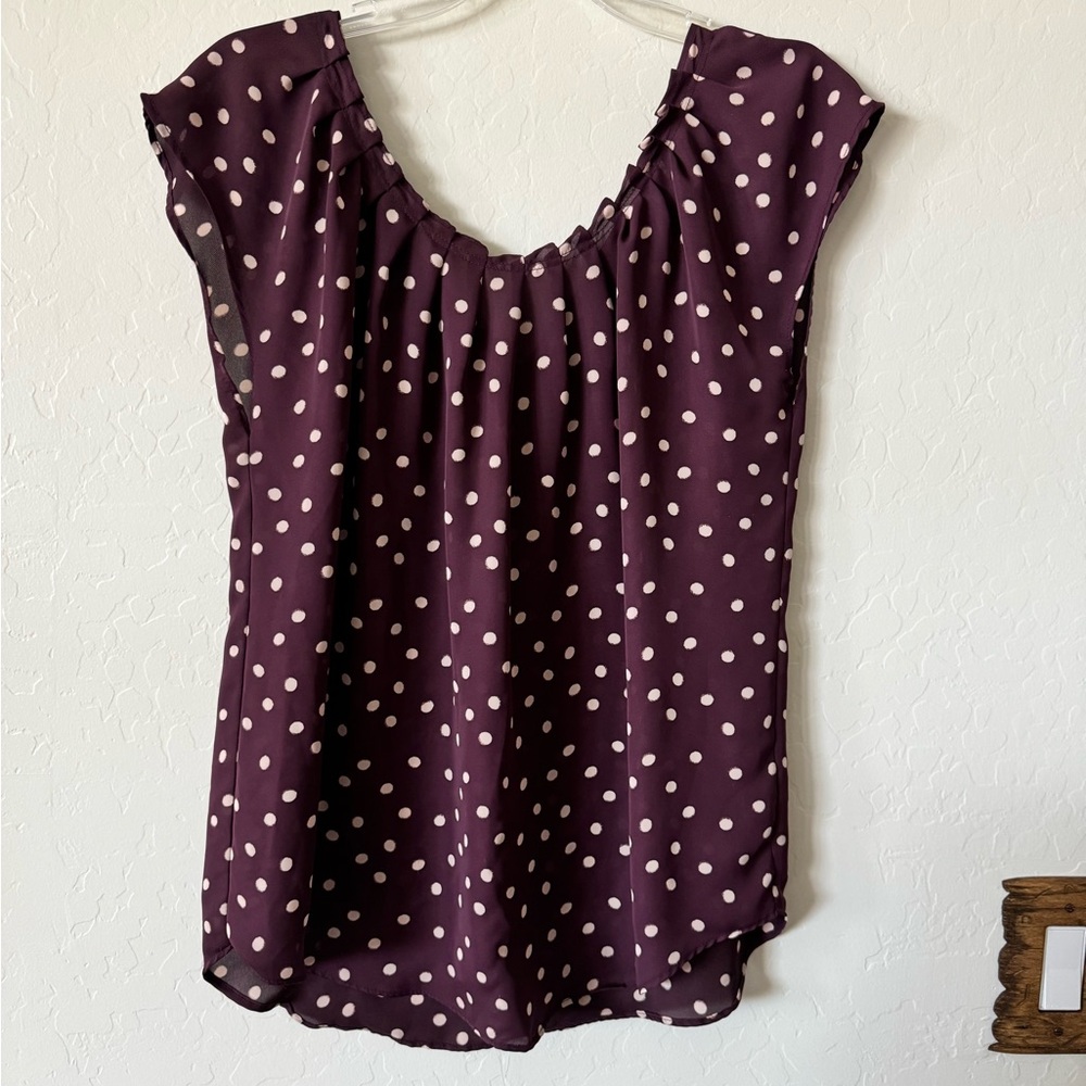 Maroon top